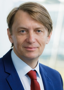 Porträt von Dr. Christian von Reventlow